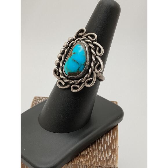 Old Pawn Turquoise ring Sz 8 - Picture 1 of 4